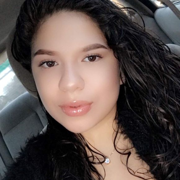 emilyyygarciaa